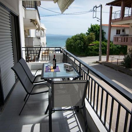 Filrose Sea View Apartment By Rentalspro Nea Poteidaia Exterior foto