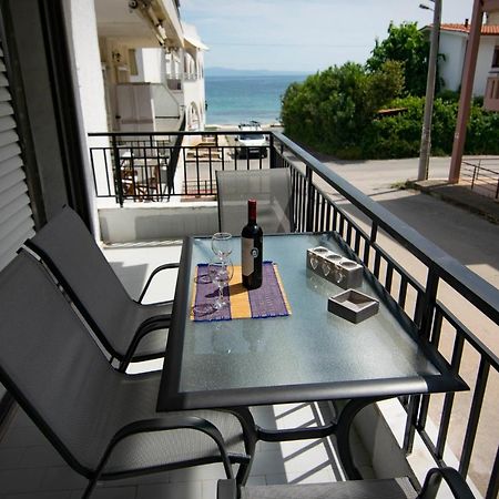 Filrose Sea View Apartment By Rentalspro Nea Poteidaia Exterior foto