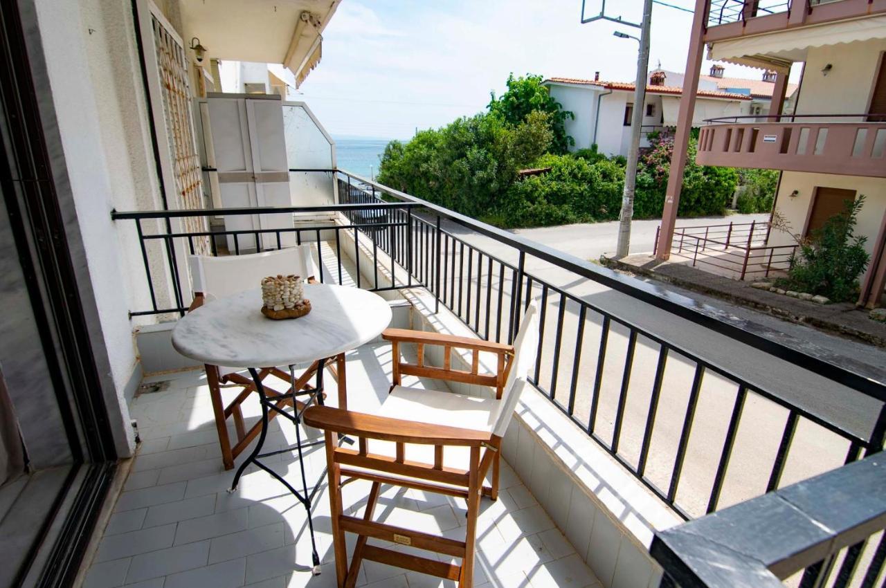 Filrose Sea View Apartment By Rentalspro Nea Poteidaia Exterior foto
